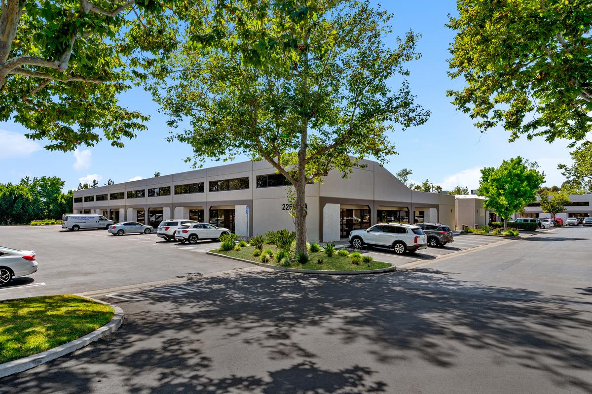 1,152 SF Office Space in Lake Forest, CA Photo